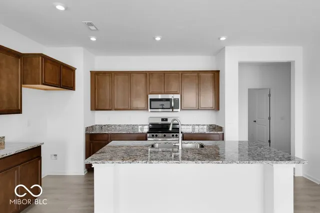 $289,999 | 2201 Aviary Lane, Danville, IN 46122