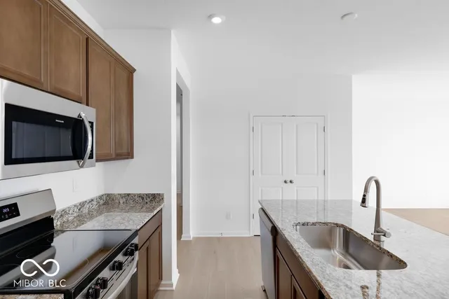 $289,999 | 2201 Aviary Lane, Danville, IN 46122