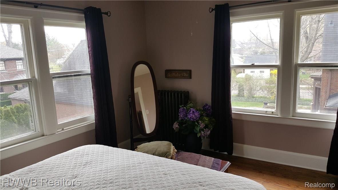 912 Barrington Road Grosse Pointe, MI 48230 - Photo 26 of 26 Bedroom Typical