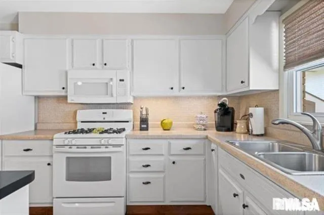 $1,600 | 3161 5th Street, East Moline, IL 61244