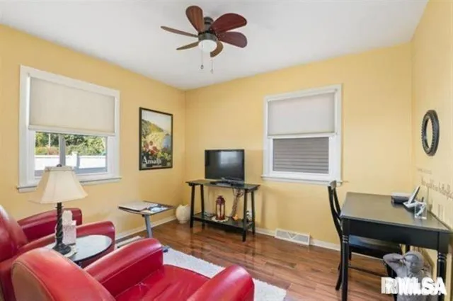 $1,600 | 3161 5th Street, East Moline, IL 61244