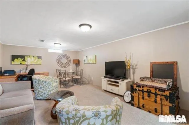 $1,600 | 3161 5th Street, East Moline, IL 61244