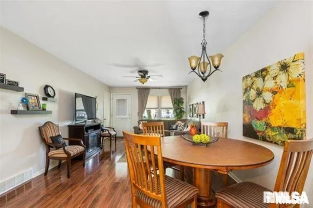 $1,600 | 3161 5th Street, East Moline, IL 61244