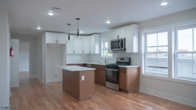 $2,400 | 67 Myrtle Street, Unit 6, Bloomfield, NJ 07003