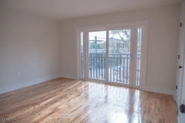 $2,400 | 67 Myrtle Street, Unit 6, Bloomfield, NJ 07003