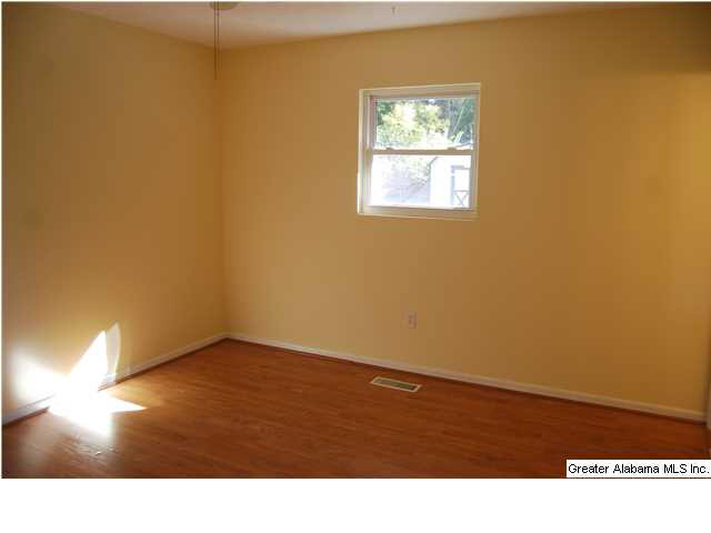 701 3rd Avenue Northeast Jacksonville, AL 36265 - Photo 10 of 20