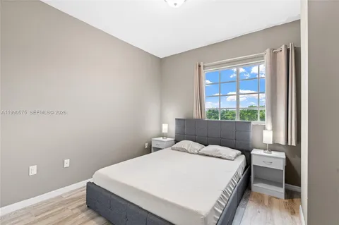 $2,900 | 5271 Southwest 8th Street, Unit 315, Miami, FL 33134