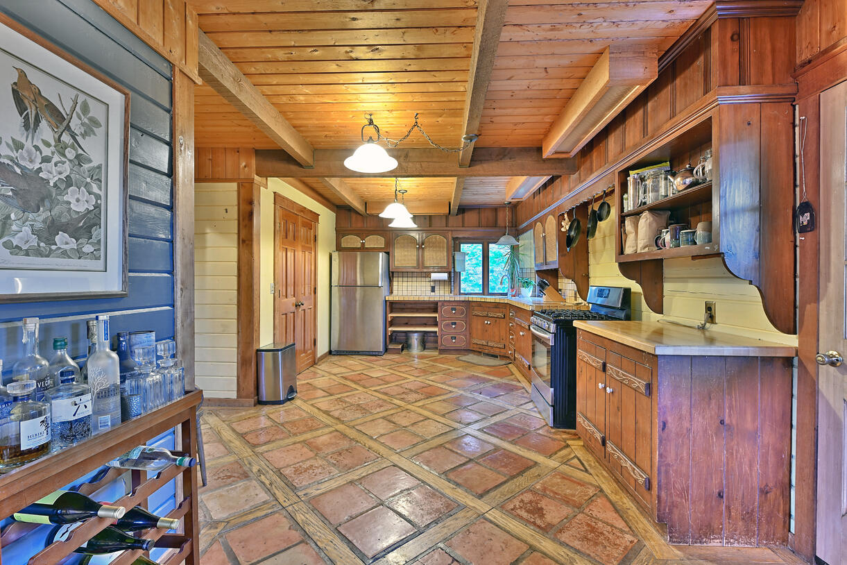 800 Messinger Road Williams, OR 97544 - Photo 14 of 51 14