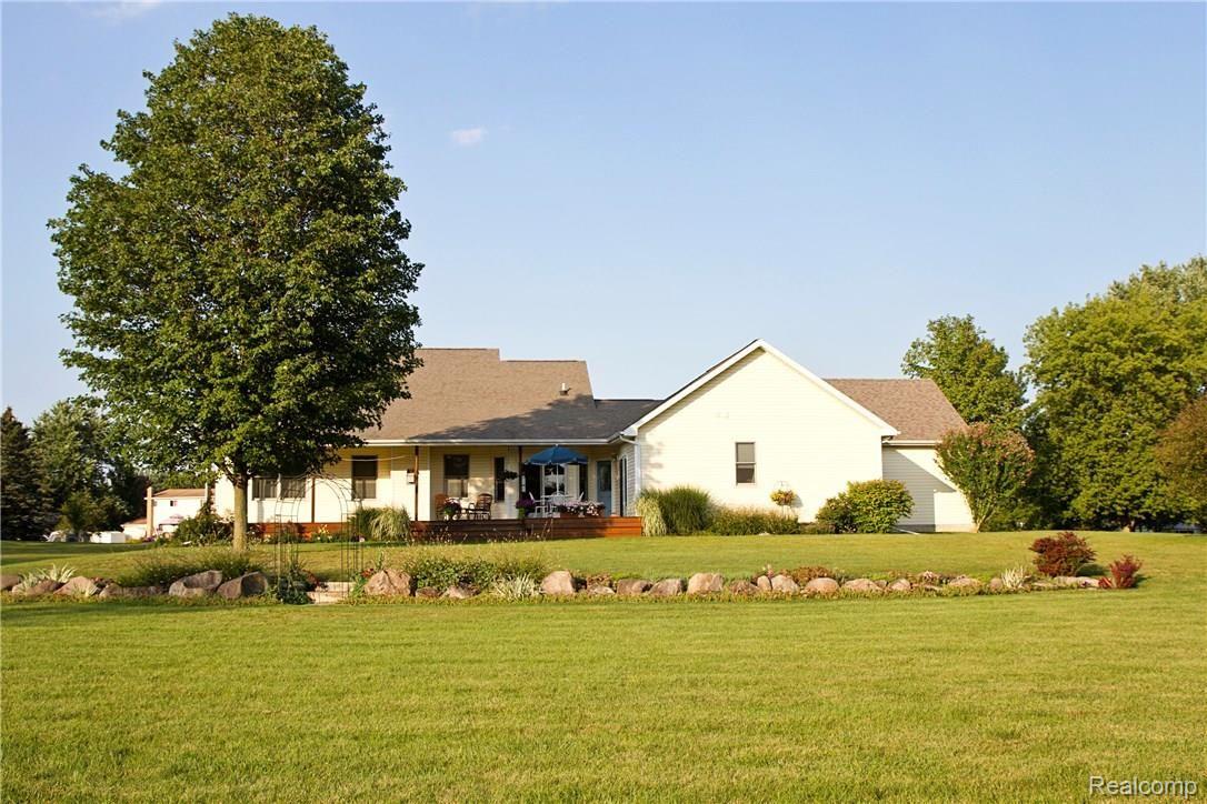3476 South Irish Road Davison, MI 48423 - Photo 3 of 53 IMG_6476.jpg