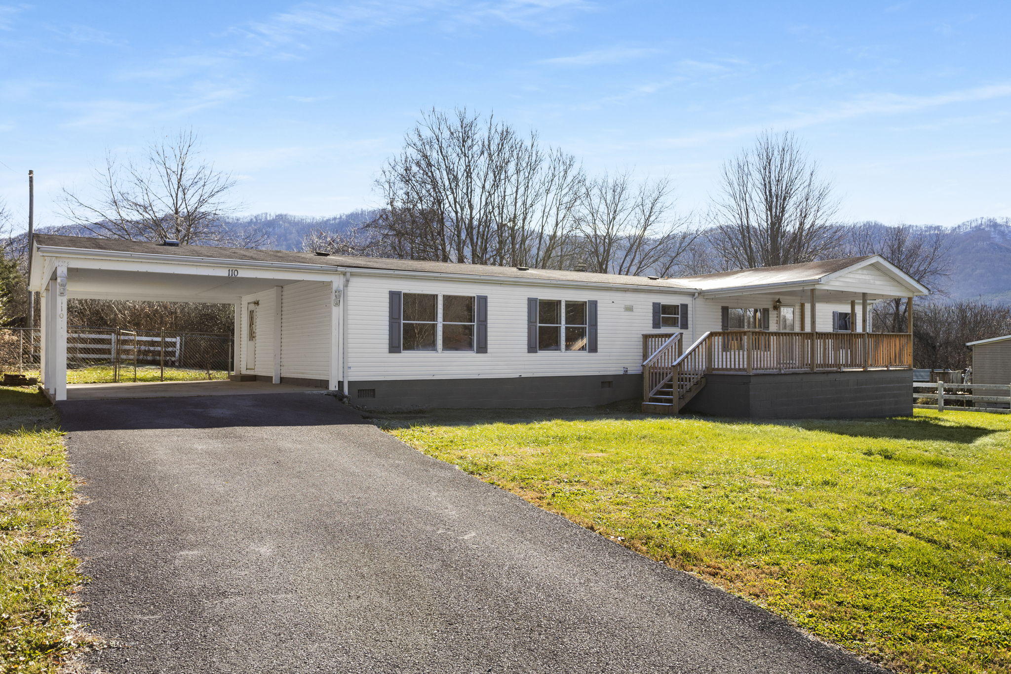 505 Cross Creek Road Dryden, VA 24243 - Photo 2 of 25 38874C52-0658-4D1B-840E-330BAD23FC73