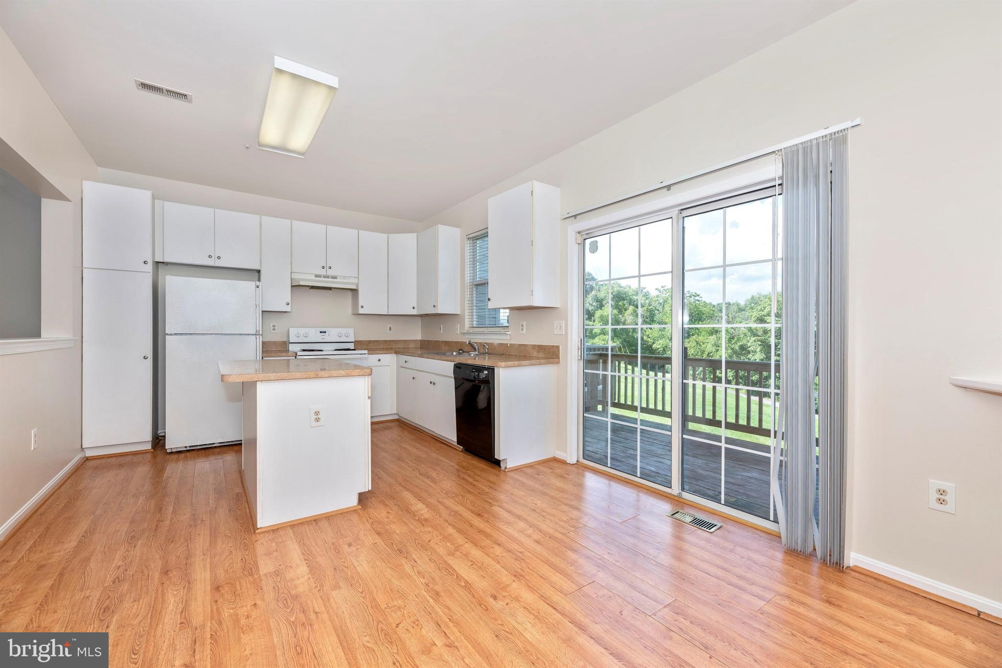 948 Turning Point Court Frederick, MD 21701 - Photo 11 of 51