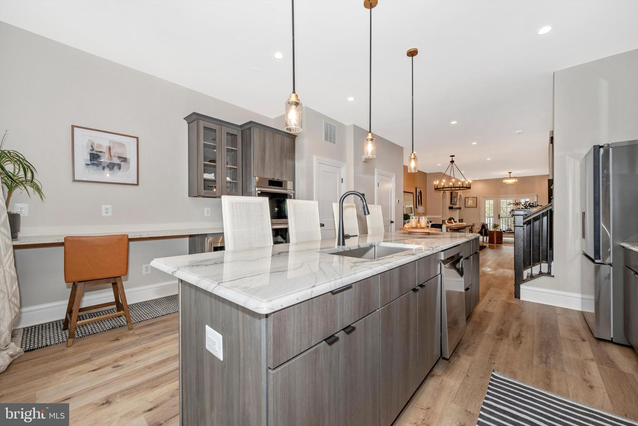 424 North Maxwell Avenue Frederick, MD 21701 - Photo 18 of 58 Natural Stone Quartz Counters with Detail Edging