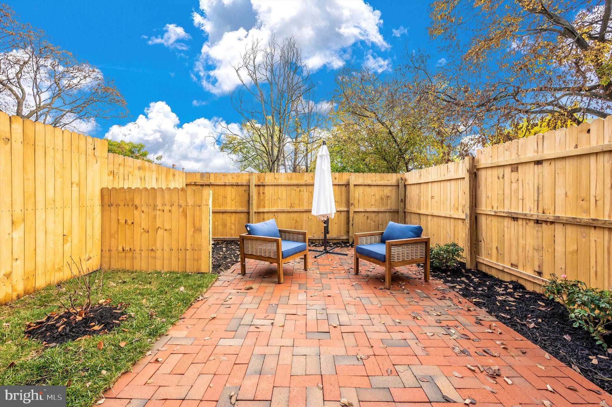 424 North Maxwell Avenue Frederick, MD 21701 - Photo 47 of 58 Includes Privacy Screen