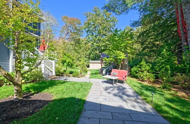 $1,100,000 | 22 Jacobs Road, Southbridge, MA 01550