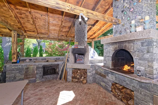 $1,100,000 | 22 Jacobs Road, Southbridge, MA 01550