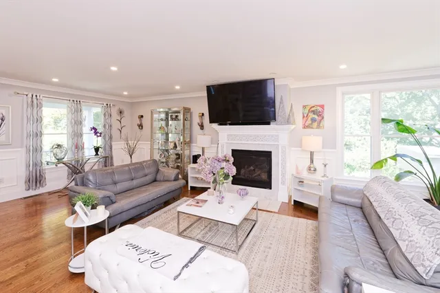 $1,100,000 | 22 Jacobs Road, Southbridge, MA 01550