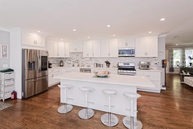 $1,100,000 | 22 Jacobs Road, Southbridge, MA 01550