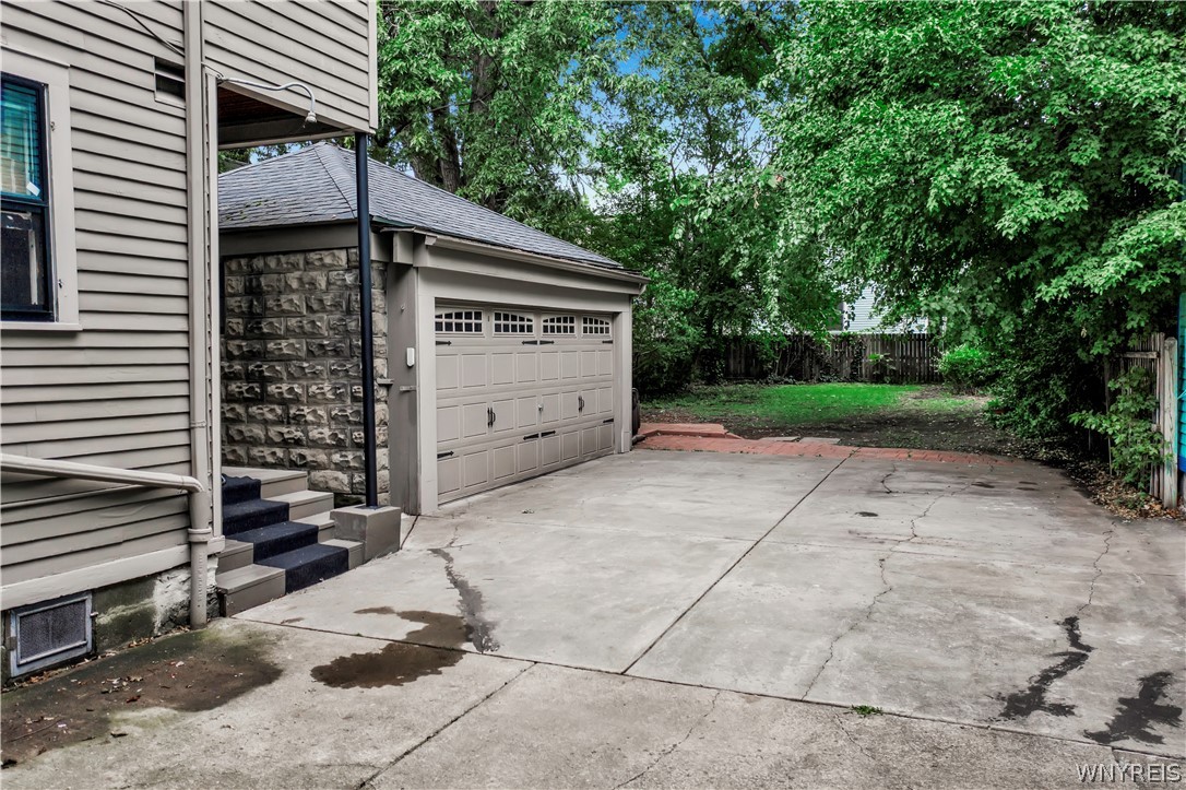 171 Bryant Street Buffalo, NY 14222 - Photo 26 of 28