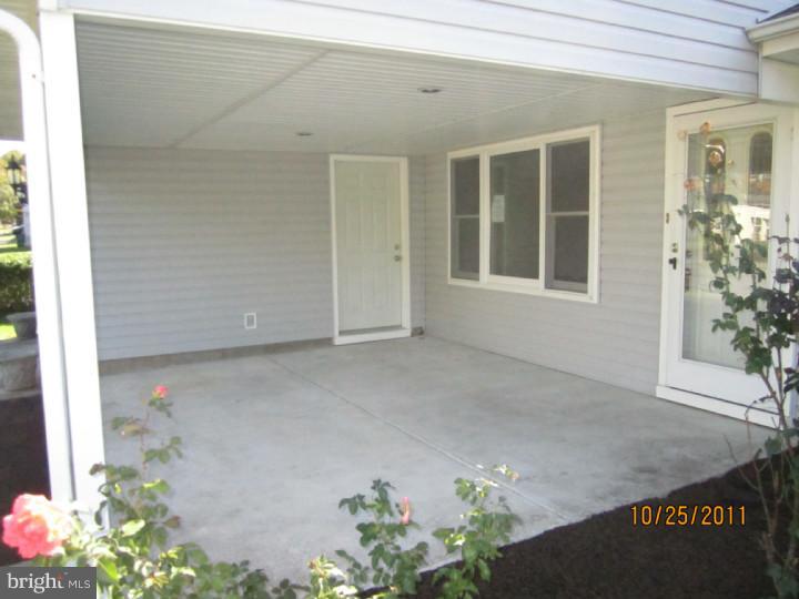 810 Chatham Road Fairless Hills, PA 19030 - Photo 22 of 23 Porch