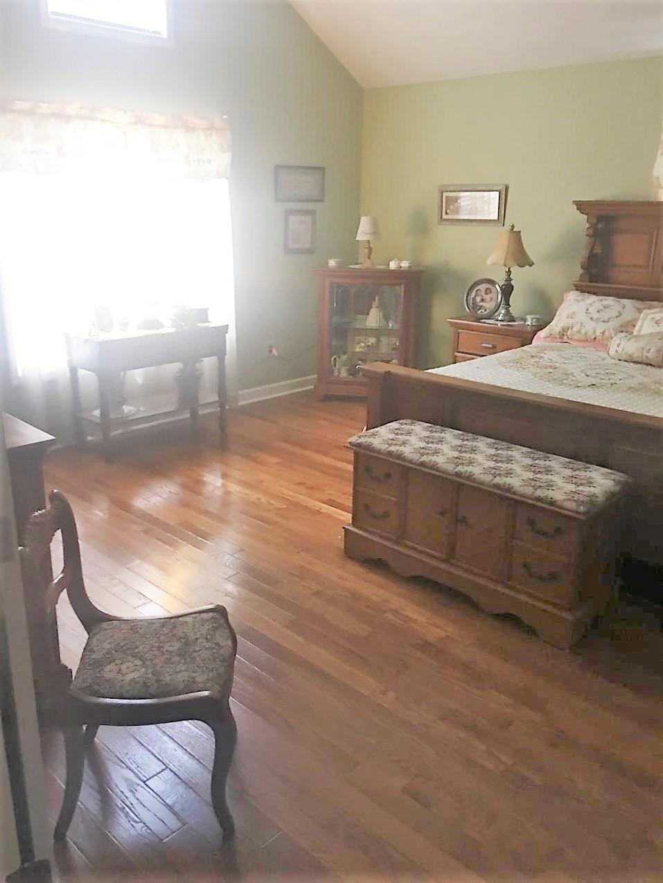3797 Summitville Road Manchester, TN 37355 - Photo 4 of 10 a spacious bedroom with a bed and window