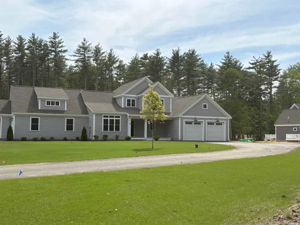 $1,375,000 | 137 County Road, Amherst, NH 03031