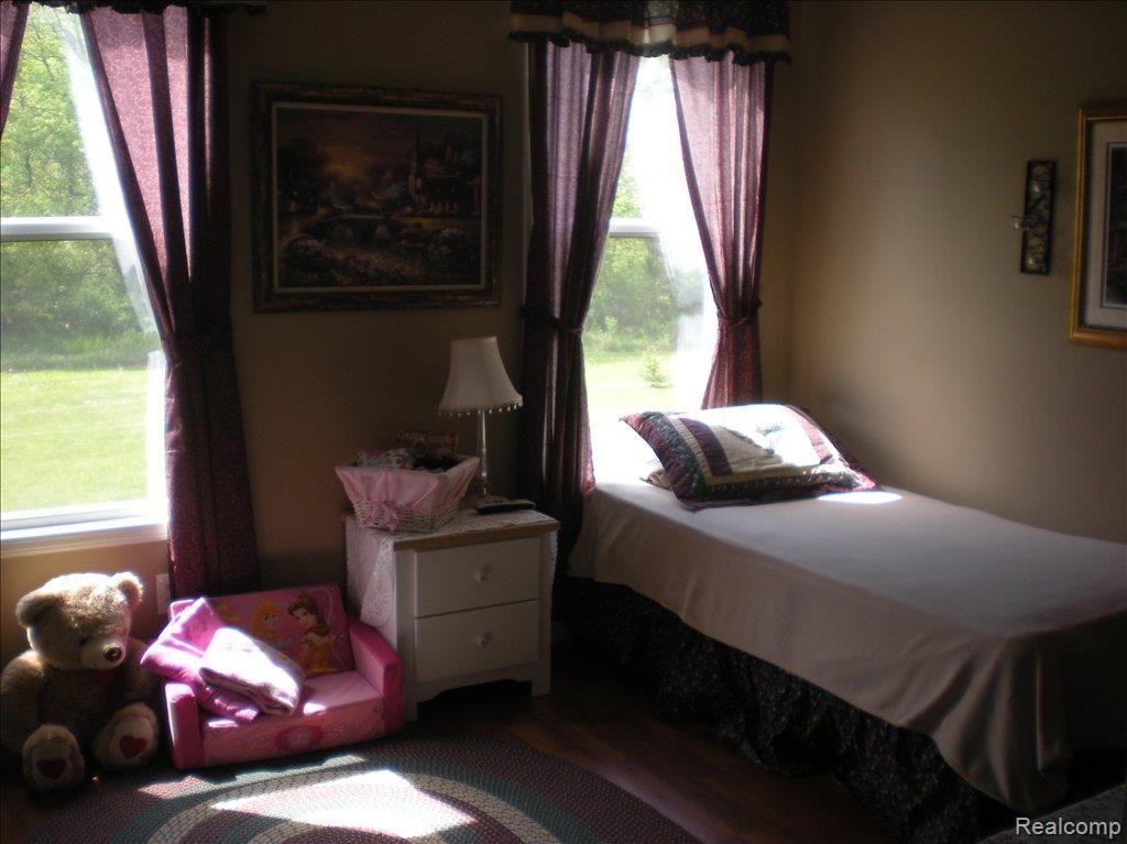 654 Gulley Road Howell, MI 48843 - Photo 19 of 24 Bedroom