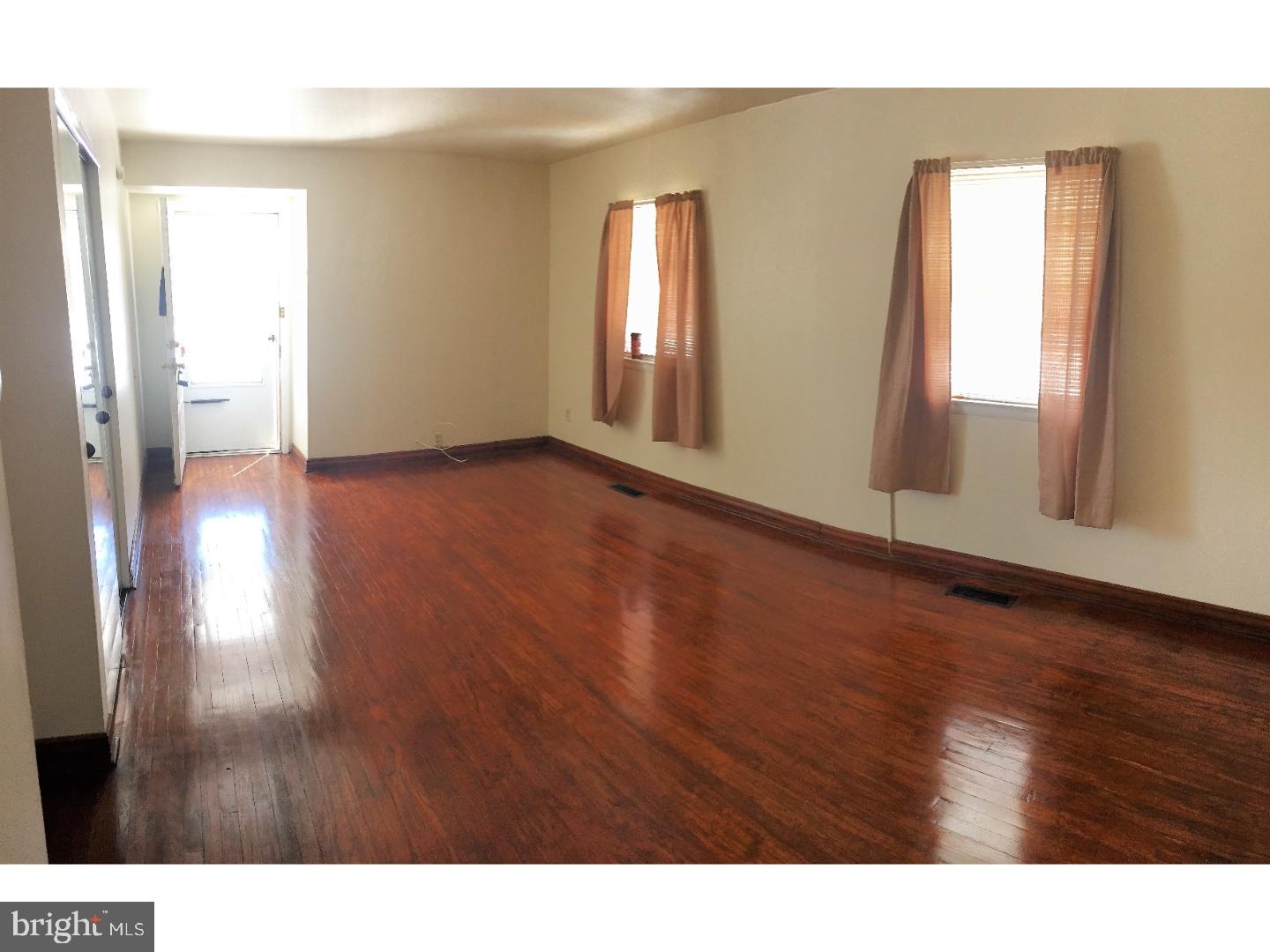 12570 Fedor Road Philadelphia, PA 19154 - Photo 5 of 23