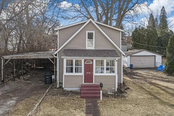 $108,000 | 2738 11th Avenue, Moline, IL 61265