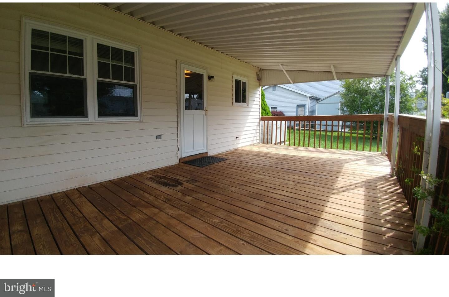 1384 Providence Lane Hatfield, PA 19440 - Photo 17 of 21 Deck
