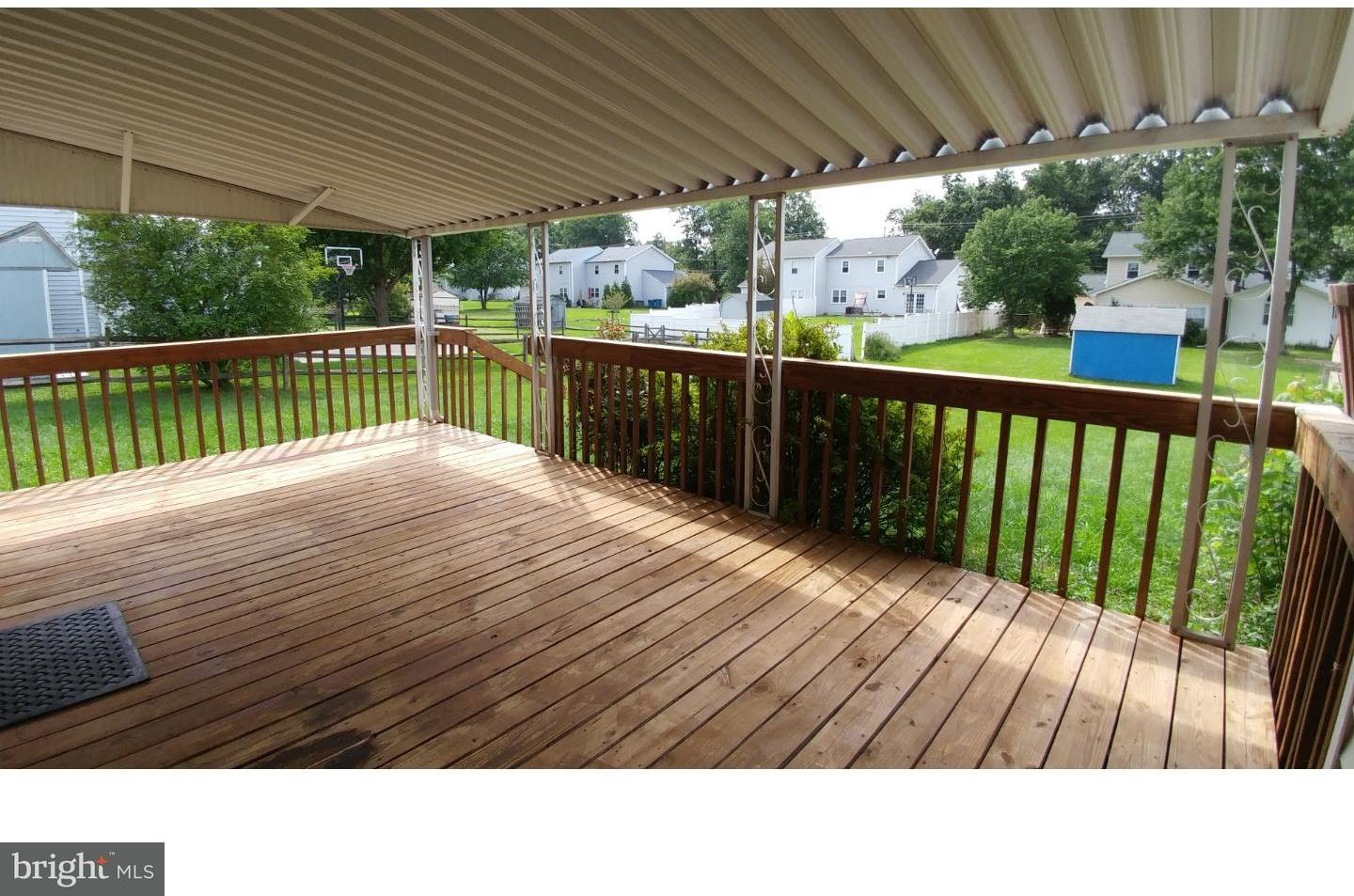 1384 Providence Lane Hatfield, PA 19440 - Photo 18 of 21 Deck