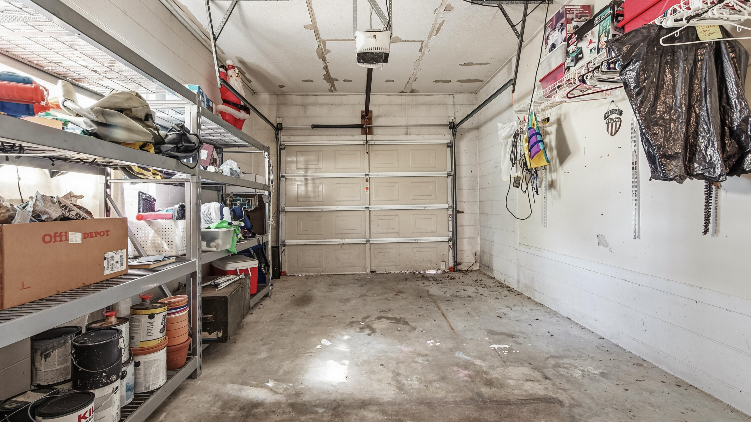 4335 Country Club Boulevard Chipley, FL 32428 - Photo 17 of 28 a view of storage and utility room