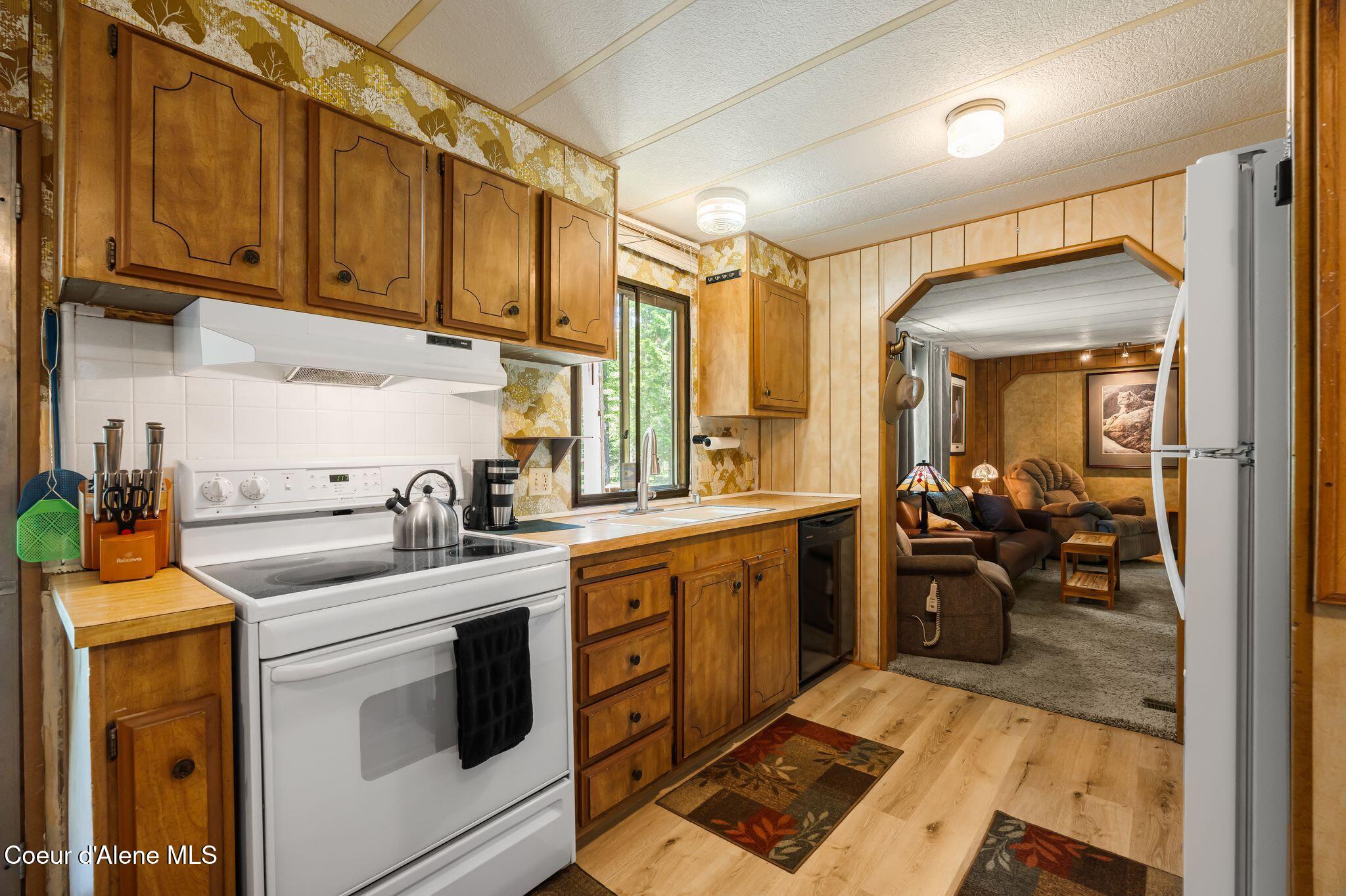 163 Bussard Lake Road Bonners Ferry, ID 83805 - Photo 14 of 56 14_A7401827