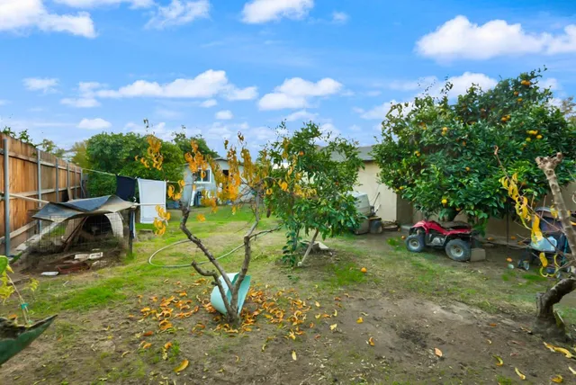 $320,000 | 2012 2nd Street, Hughson, CA 95326