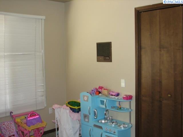 261 Sand Hill Road Grandview, WA 98930 - Photo 31 of 46 Gallery Image 31