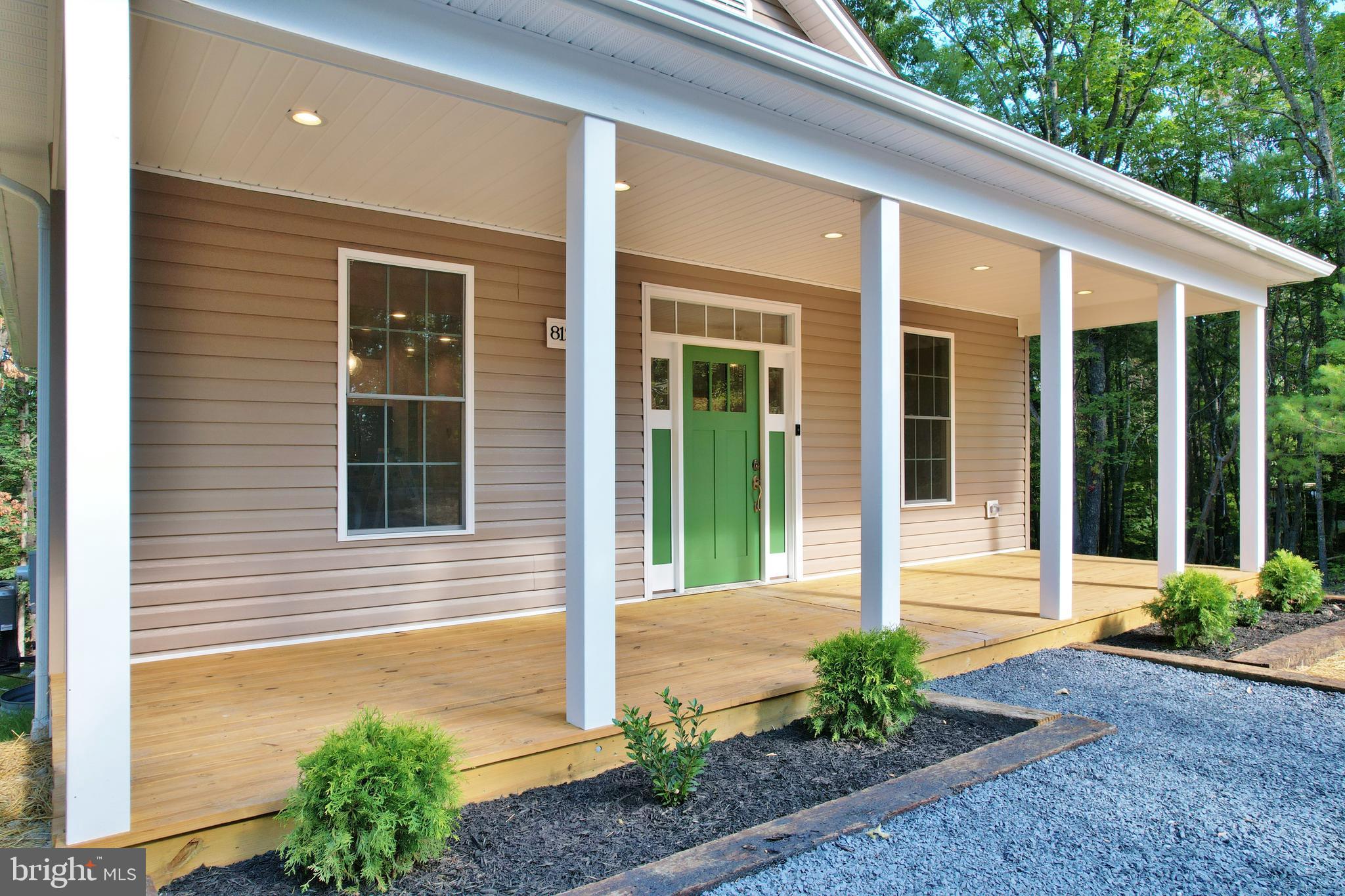 8125 Supinlick Ridge Road Mount Jackson, VA 22842 - Photo 4 of 76 Low Maintenance, Move-In Ready!