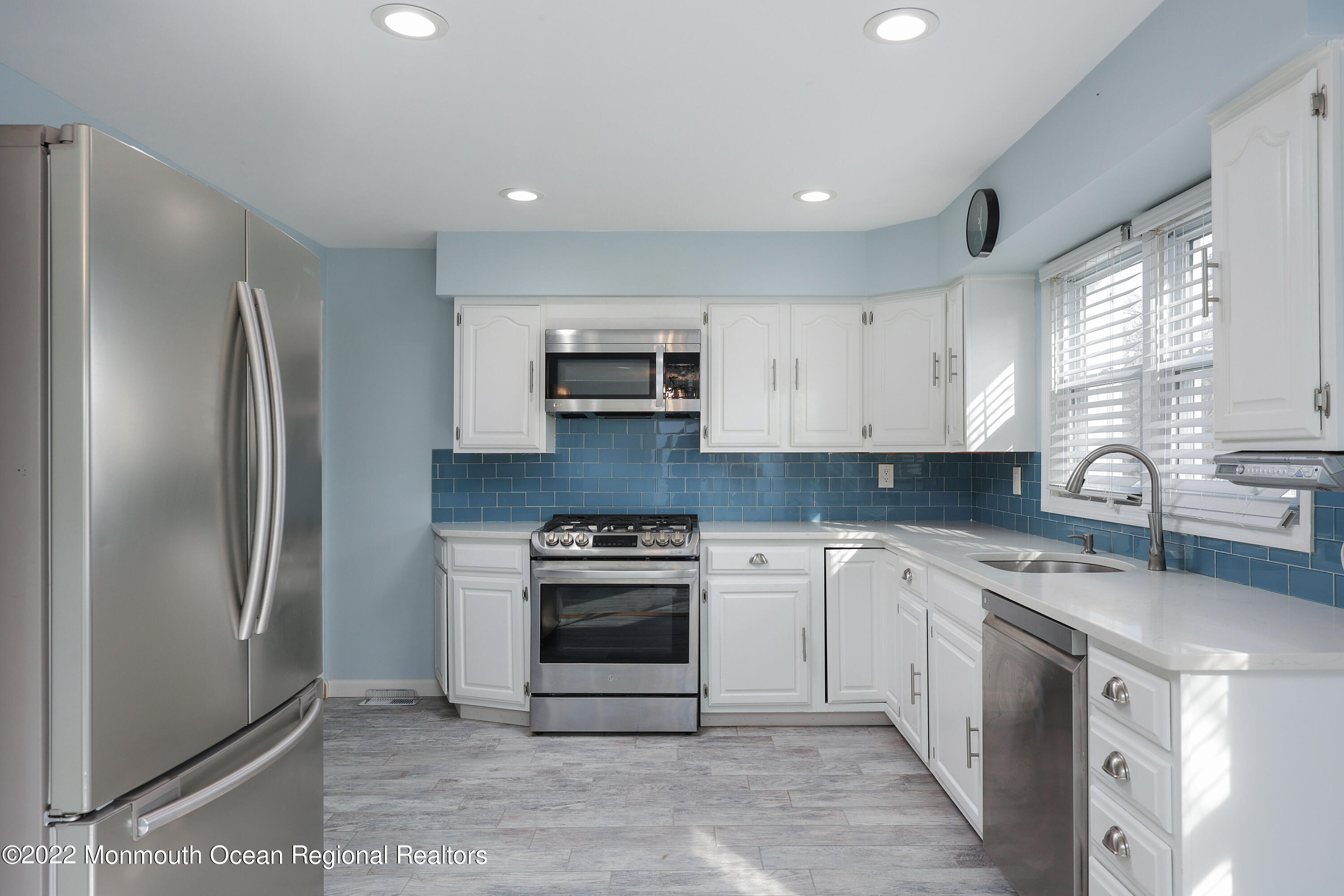 989 Ridge Avenue Manasquan, NJ 08736 - Photo 11 of 26 758A6009