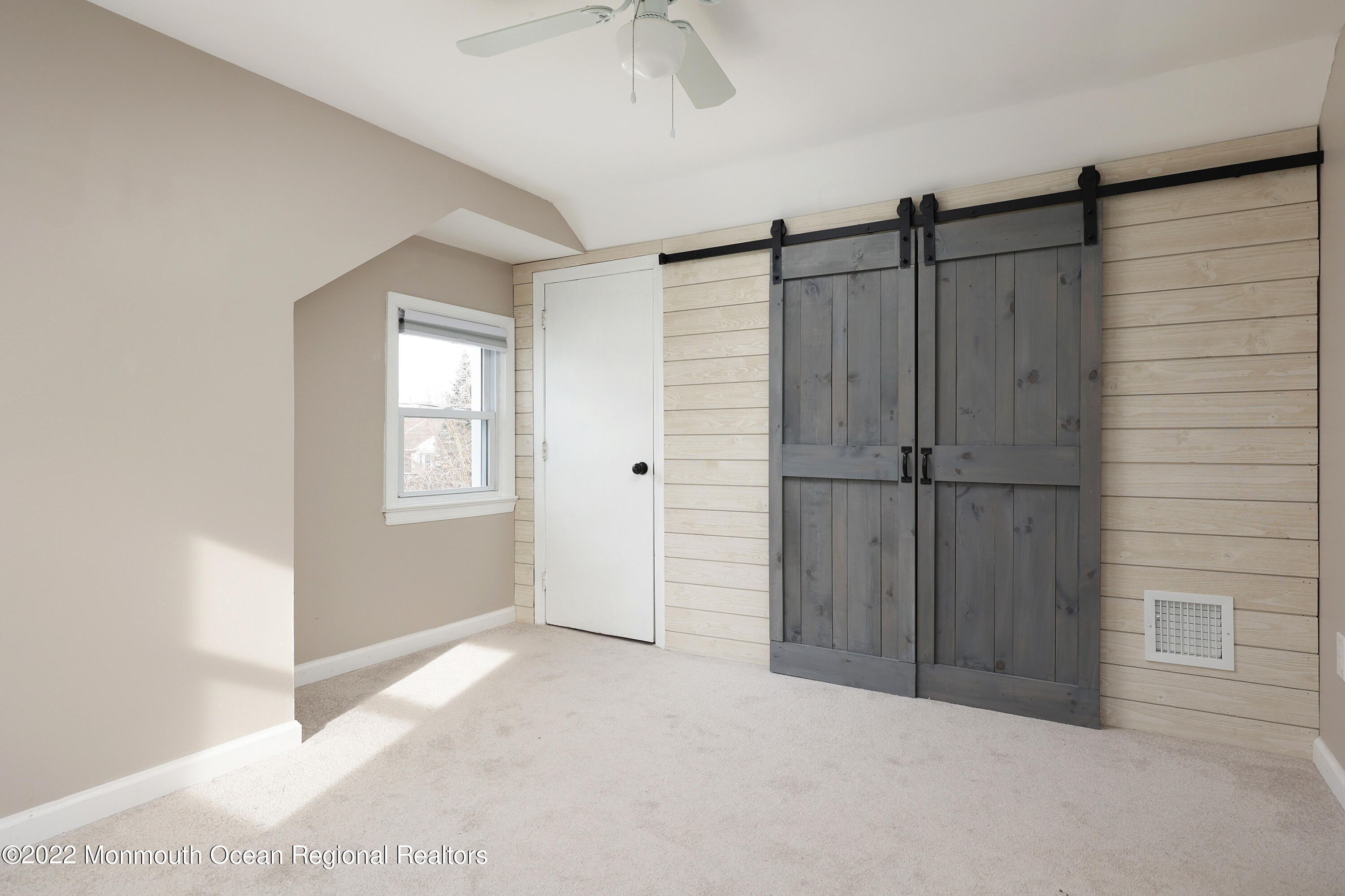 989 Ridge Avenue Manasquan, NJ 08736 - Photo 18 of 26 758A6068