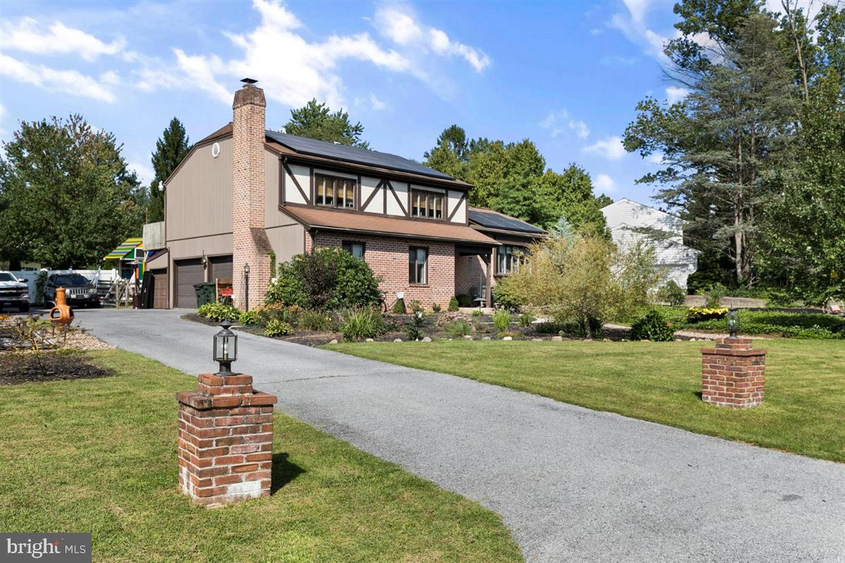 2824 Fiddlers Green Road Lancaster, PA 17601 - Photo 2 of 51 Gallery Image 2