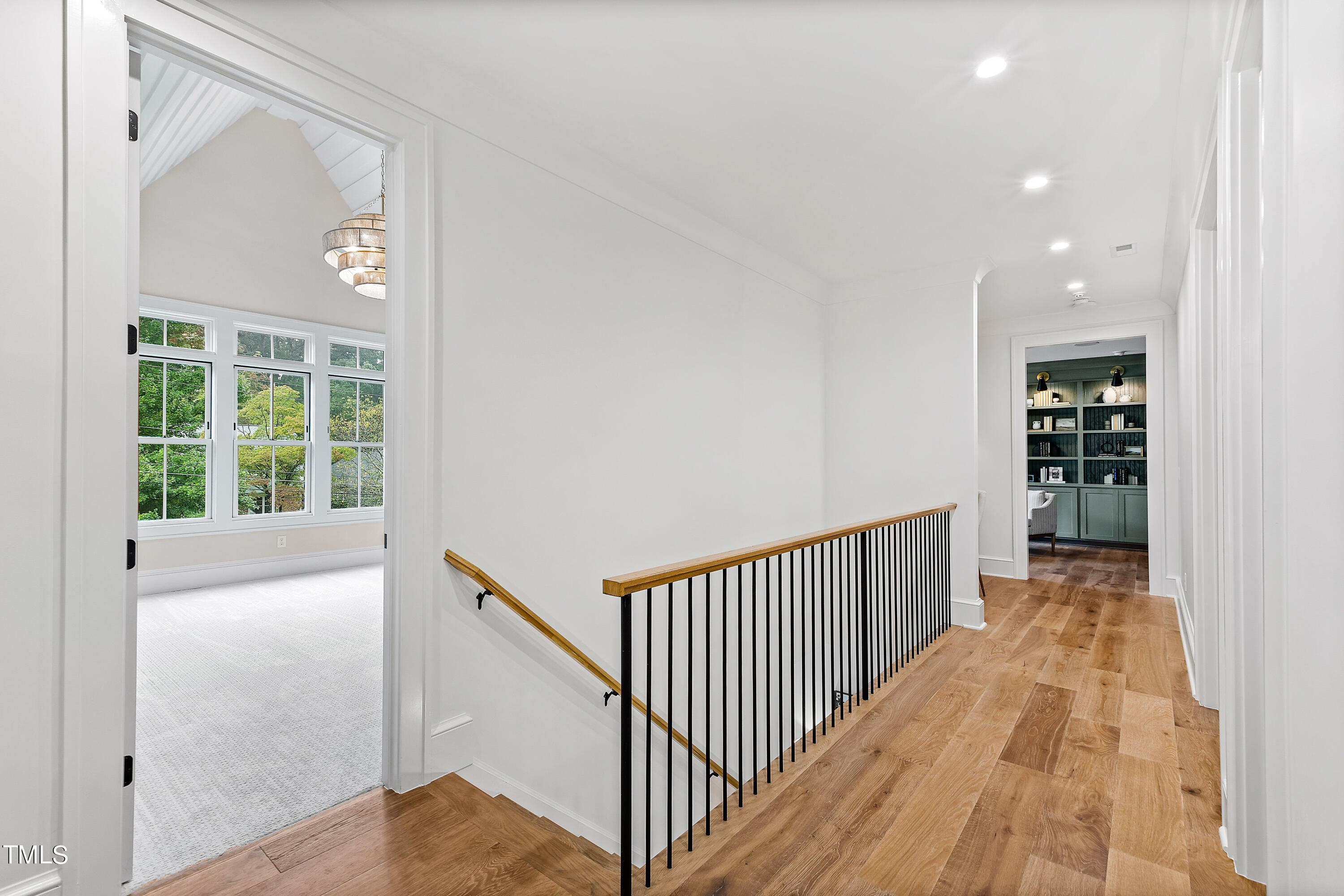 1104 Manchester Drive Raleigh, NC 27609 - Photo 22 of 52 LandingA