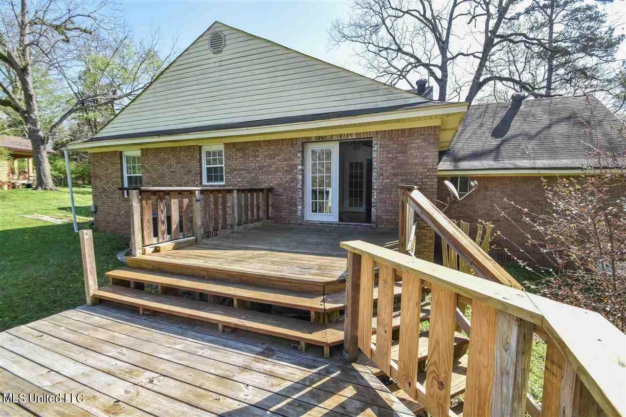 106 Overby Street Brandon, MS 39042 - Photo 25 of 29 Back View