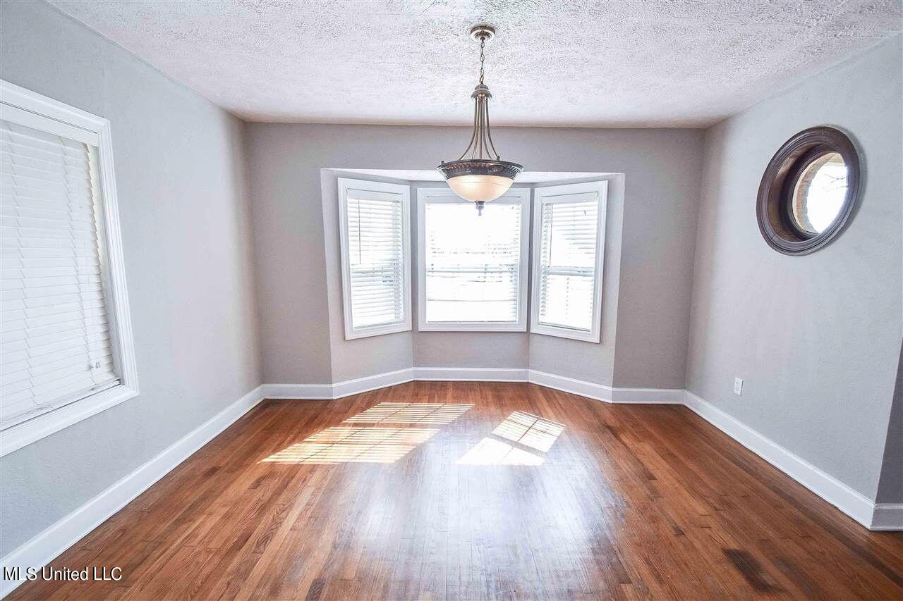 106 Overby Street Brandon, MS 39042 - Photo 7 of 29 Dining Room