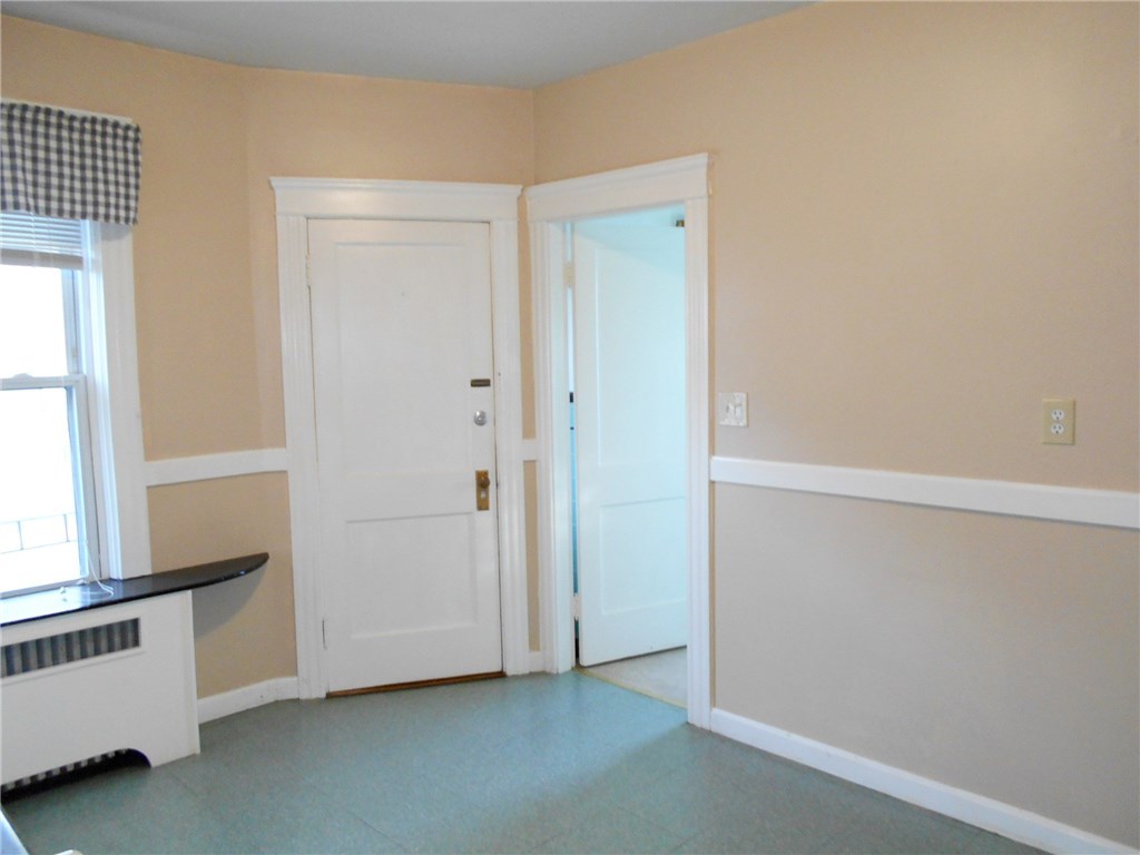 68 Calder Street Pawtucket, RI 02861 - Photo 17 of 31 Gallery Image 17
