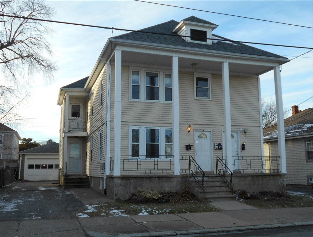 68 Calder Street Pawtucket, RI 02861 - Photo 2 of 31 Gallery Image 2
