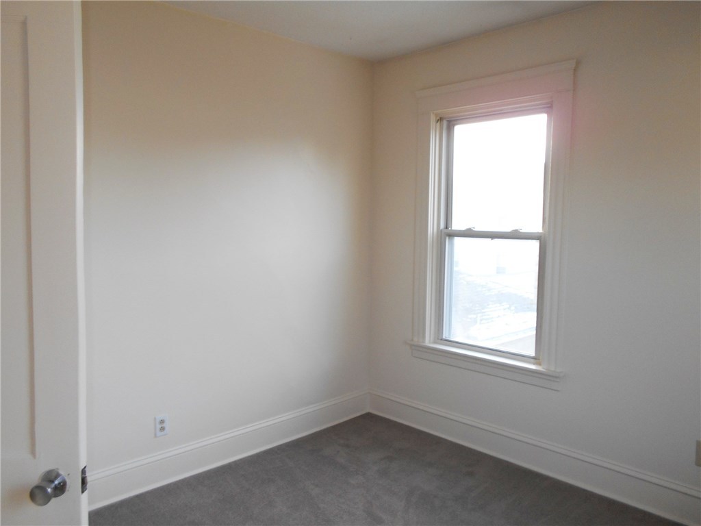 68 Calder Street Pawtucket, RI 02861 - Photo 24 of 31 Gallery Image 24