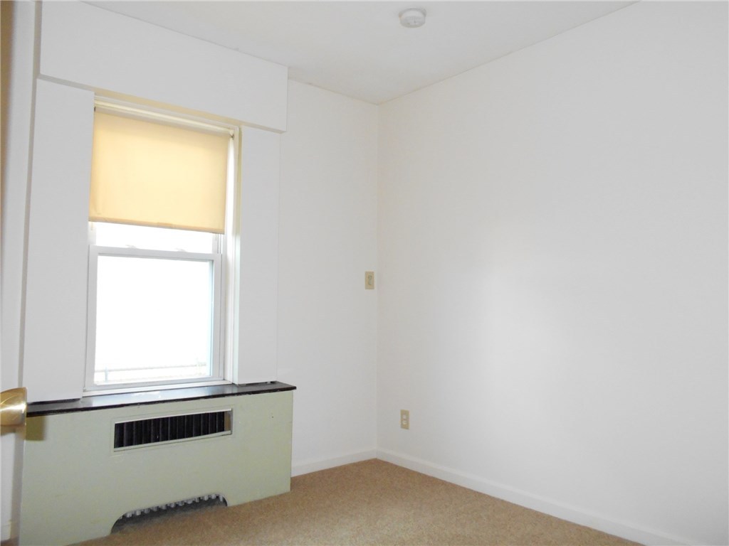 68 Calder Street Pawtucket, RI 02861 - Photo 6 of 31 Gallery Image 6
