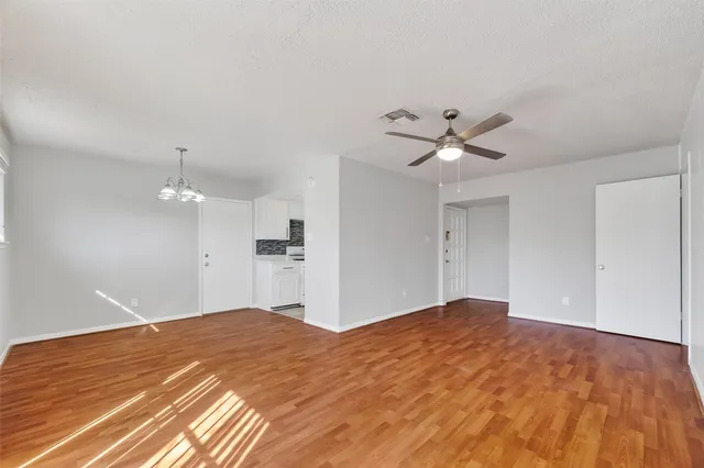 $1,495 | 4511 Bayou Vista Drive, Houston, TX 77091