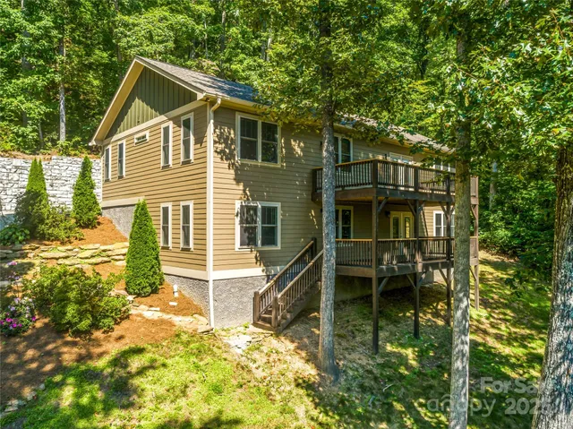 $599,900 | 71 Willow Bend, Hendersonville, NC 28792