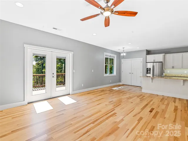 $599,900 | 71 Willow Bend, Hendersonville, NC 28792