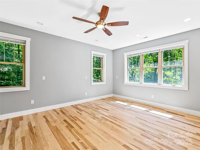 $599,900 | 71 Willow Bend, Hendersonville, NC 28792