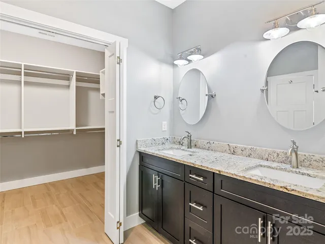 $599,900 | 71 Willow Bend, Hendersonville, NC 28792